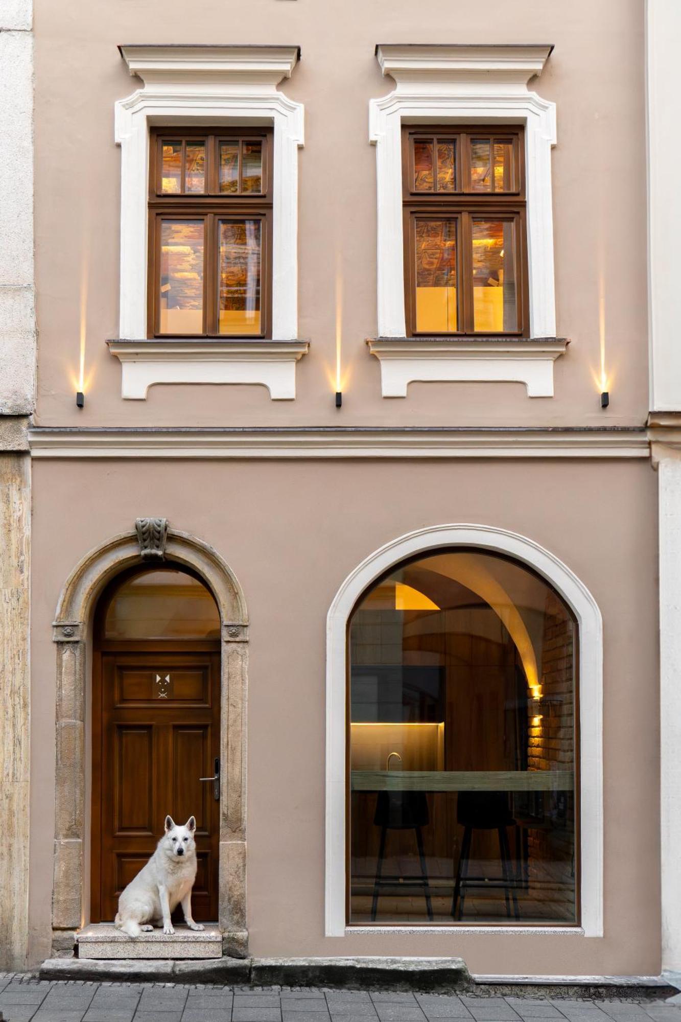 White Wolf Boutique Apartments Olomouc Exterior foto